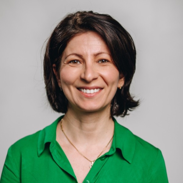 Assoc. Prof. Cristina Procházková Ilinitchi
